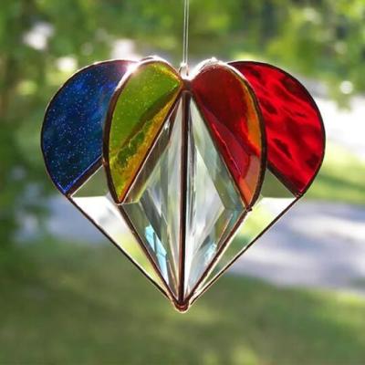 China Eco-friendly Colorful Multi-sided Love Heart Decorations Multi-sided Acrylic Crafts Home Decoration for sale