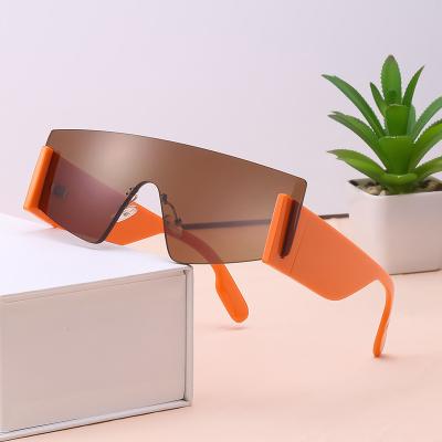 China Fashion sunglasses wholesale custom made trending 2022 sunglasses for men thick frameless retro square logo men's sunglasses for sale