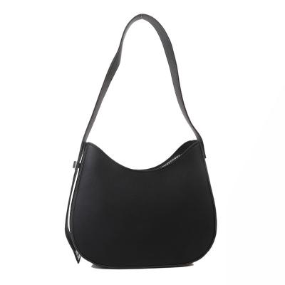 China The Other Simple Fashion Large Shoulder Bag PU Cross Armpit Body Bag For Women for sale