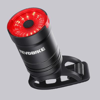 China Sale LD43 LEADBIKE LED Bicycle Light Smart Viberation Sensor Brake Bicycle Light Perception/Light For Bicycles Warning Safety for sale