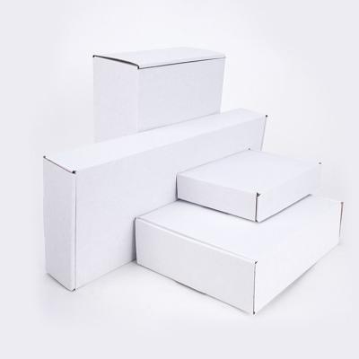 China Recycled Materials Recyclable White Shoe Apparel Mailing Boxes Paper Corrugated Cardboard Shipping Box Custom Logo Print for sale