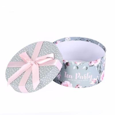 China Recycled Materials China Wholesale Custom Printing Cheap Wedding Birthday Party Ribbon Paper Round Gift Boxes for sale