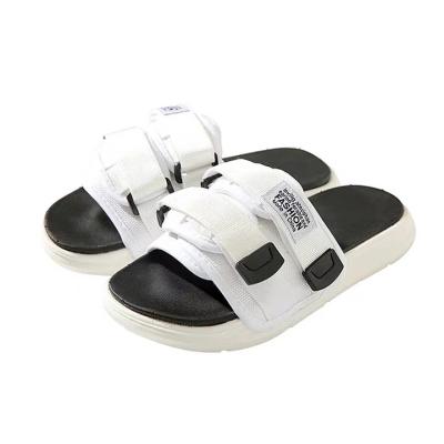 China 2022 New Summer Mens Fashion Slippers Cotton Slider Outer Mens PVC Sandals Durable for sale