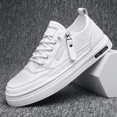 China Sports casual shoes 2022 new rubber men's skateboard shoes fashionable men's shoes for sale