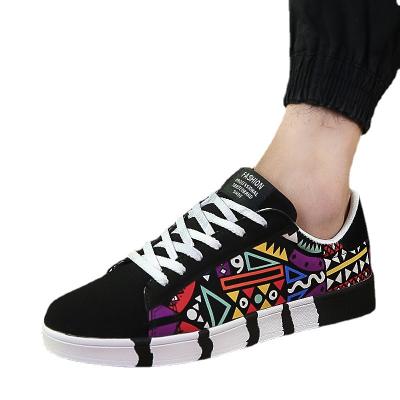 China Cushioning fashion men's casual shoes shoes men's sneakers fashion canvas sports men's shoes for sale