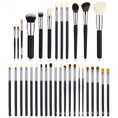 China Angular Blush High Quality 33 Pcs Makeup Brush Set Beauty Makeup Tool Kit Support OEM Customized Makeup Brushes for sale