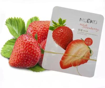 China Moisturizer Private Label Fruit Sweet Strawberry FaceMask for Moisturizing and Whitening with Iron Box for sale