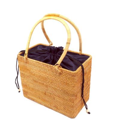 China Sustainable Rattan Bags Women Summer Rattan Bag Beach Body Bag Circle Bohemian Handmade Woven Cross Handbag Bali Woven for sale