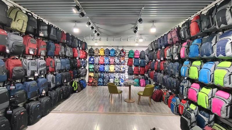 Verified China supplier - Baoding Huicheng Luggage Manufacturing Co., Ltd.