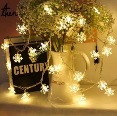 China Custom Christmas Outdoor Christmas Garden Holiday Party Wedding Decoration USB Led Snow String Lights Lantern Star Lamp for sale