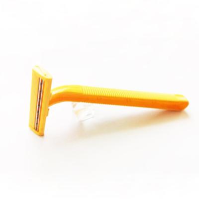 China Twin Blade Twin Blades Yellow Disposable Shaving Razors for sale