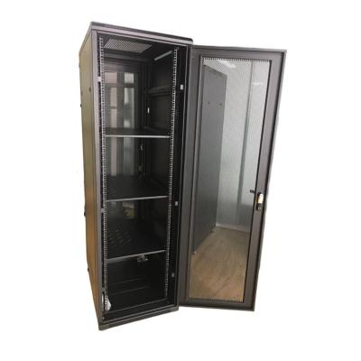 Chine support de chassis du Cabinet SPCC de support du serveur 47U avec la porte en verre 600*600*2200MM à vendre