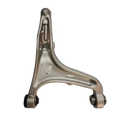 China Auto Suspension Systems Lower Control Arm OEM 670107801 For Maserati Standard for sale