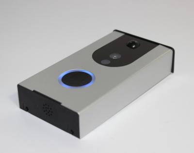 中国 IP65ホーム セキュリティー リング電池で造られるを用いる無線ビデオ ドアベルのドアのカメラWifi 販売のため