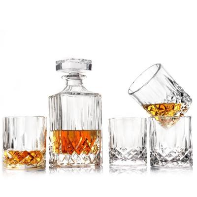 中国 Fashioned High Quality Crystal Oxford Glass Whiskey Decanter with 4 glasses Whiskey Decanter Set 販売のため