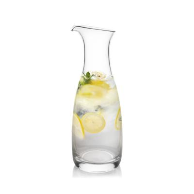 China 1.3L Factory Price Drinking Bottle Glass Pitcher Transparent  Carafe Te koop