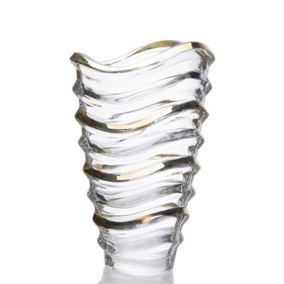 중국 Factory Custom Well-design High Quality Rim Gold Decorative Clear Glass Wedding Vase 판매용