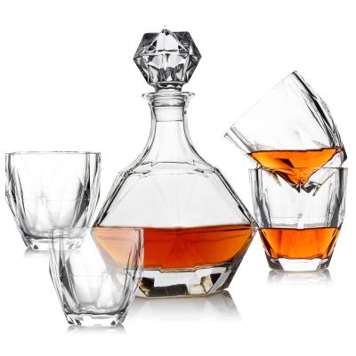 Chine Crystal Whiskey Decanter And Glass certifié par LFGB a placé avec le verre 4pcs à vendre