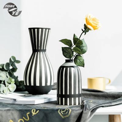 China Table Top Vase Round Shape Porcelain Ornament Modern Hand Painted Ceramic Vase for sale