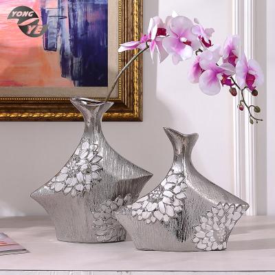 China Hot Selling Decoration Table Home Model Flower Plating Vase Luxury Chinese Porcelain Vase for sale