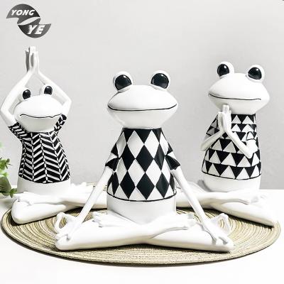 China Europe Holiday Figure Decorative Manufacturing Polyresin Frog Wholesale Vivid Statue for sale