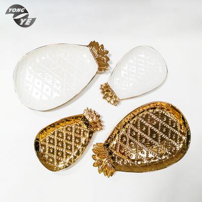 China Cheap Porcelain Gold Pineapple Shape Ceramic Tableware Sustainable Indoor Decorative Dish for sale