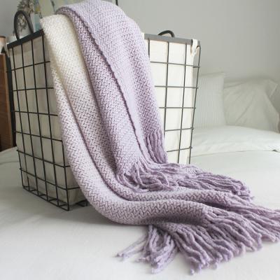 China Hot Selling Anti-pilling Knitted Blanket Gradient Color Decorative Sofa Cover for sale