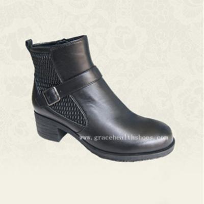 China Genuine Leather Women's Wide Width Pumps for sale