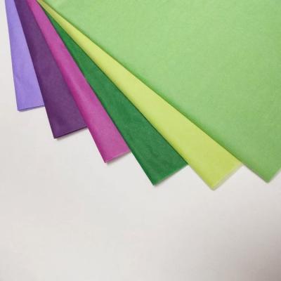 China Recycled Materials 17g Green Christmas Tissue Paper Packaging Paper for sale