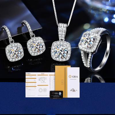 China Romantic S925 Sterling Silver Ring Earring Pendant Necklace Moissanite Place Bag Set Jewelry Gra Certificate for sale