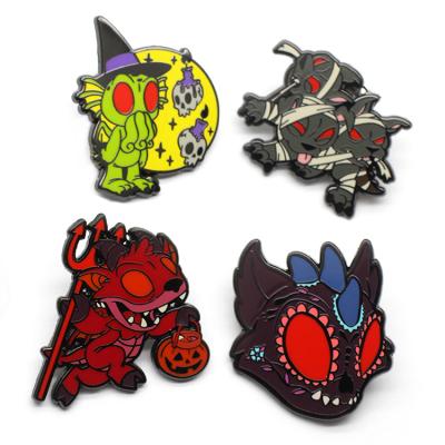 China Custom Enamel Scream Cartoon Ghost Pumpkin Bat Cat Witch Scary Spooky Halloween Horror Pins From Europe for sale