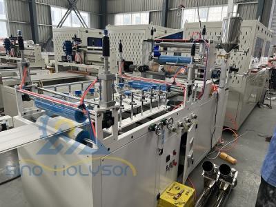 China 380v 50hz 3 fase PVC wandpaneel machine 37kW met lamineren en warm stempelen machine Te koop