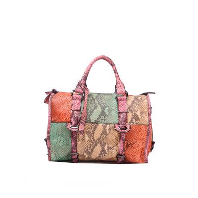 China Large Capacity Factory Price Fashion Snake Pattern Leather Fashionable Tote Handbags Multicolor Special Design for sale