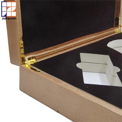 China Handmade Handle Wooden MDF Leather Boxes With Hinged Lids for sale