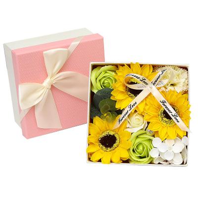 China Natural Rose Soap Flower Gift Box Valentine's Day Mothers Day Gift Customized Artificial Flower Touch for sale