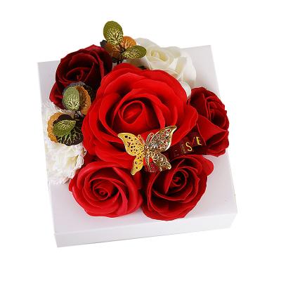 China Natural Touch Valentine's Day Flower Gift Box Competitive Price Mounted Soap Flower Gift Box for sale