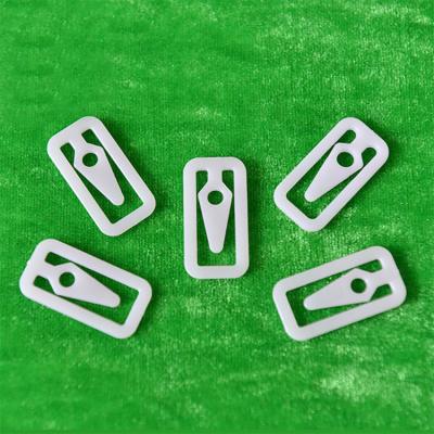 China Manufacturers pp insert clip liner clip ps clip white transparent plastic liner accessories wholesale plastic back clip for sale