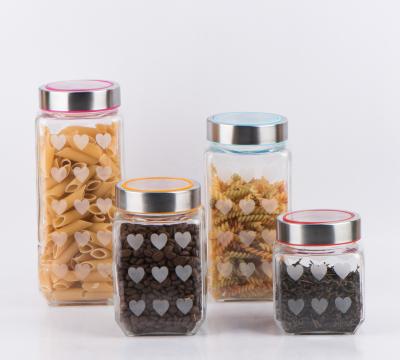 China Freshness Preservation CP038 Square Glass Jar With Frosted Stainless Steel Lid With Heart Design for sale