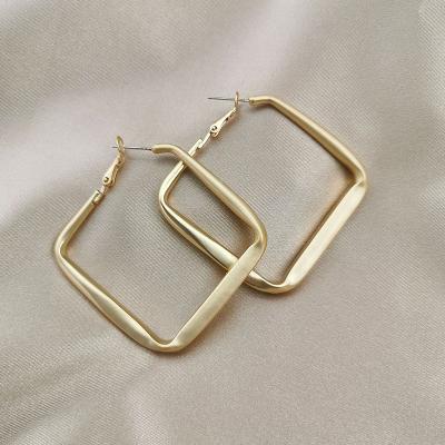 China FASHIONABLE Retro Geometric Square Earrings Exaggerated Silver Metal Big Needle 925 Ring Hoop Earrings for sale