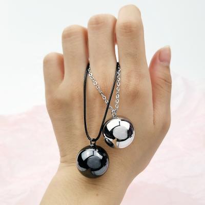 China Angels MOM Gift Mexico Pregnancy Chime Music Environmental Friendly Trendy Visitors Bola De Pregnancy Necklace for sale