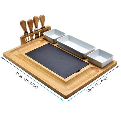 China Sustainable Multipurpose Cutting Board Kitchen Essential Bread Board Artifact Can Be Customized for sale