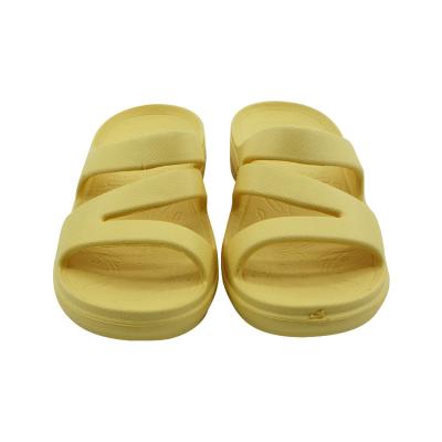 China 2021 fashion trend Solar-8 new design suka flat sandals for women and ladies foot wear women outdoor slippers for sale