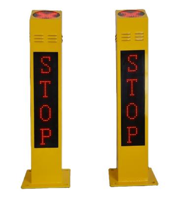 China Fast Traffic Roadway Safety Pedestrian Voice Pole With Infrared Sensor for sale