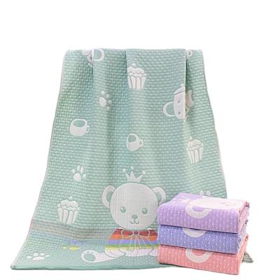 China Folded cotton threads are sandwiched between three layers of bath towel baby's gauze for sale