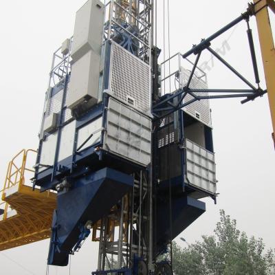 China Multi-function building hoist with platform or hopper Te koop