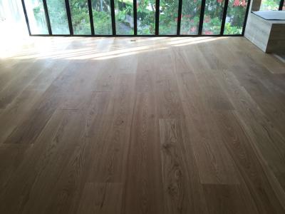 China High quality 300mm wide White Oak Engineered Flooring for Singapore Villa Projects for sale