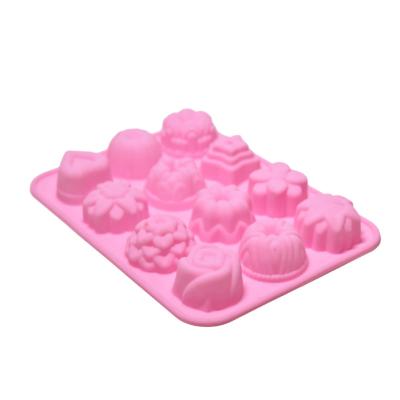 China Amazon OEM Food Grade BPA Free Disposable Hot Selling Food Grade Nail Art 3D Flower Christmas Silicone Pancake Cake Molds for sale