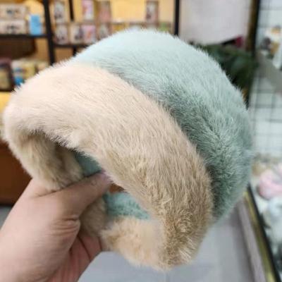 China New Fashion CLARMER Winter Fashion Hair Accessories Solid Color Headwrap Wide Warm Wide Faux Fur Headband For Women for sale