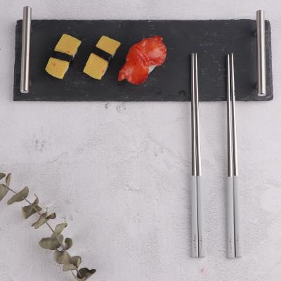 China Viable Reusable Cutlery Set Gray Korean Style Metal Set Stainless Steel Printing 1 Square Reusable Chopsticks for sale