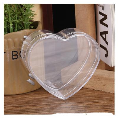 China JM Food Grade Display Clear Transparent Chocolate Acrylic Crystal Display Heart Gift Candy Box With Cover Candy JMDEG006 for sale